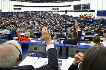 Strategia idrica, il Parlamento UE chiede ambizione e obiettivi specifici