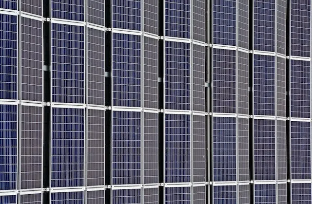 Intelligenza artificiale, materiali avanzati e non solo: le tecnologie per l'energia solare e i bandi europei per il fotovoltaico del futuro