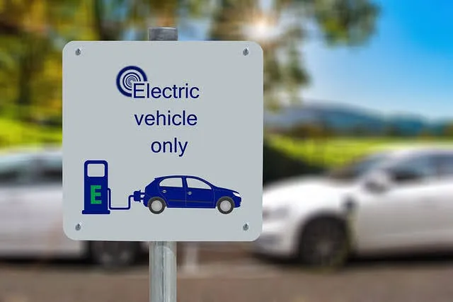 Riciclo delle batterie per le auto elettriche, grandi opportunità per Europa e Italia. I bandi europei 2023 per il settore