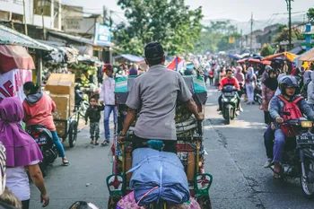 ADB and TBS Sign Agreement to Expand Sustainable Transportation in Indonesia