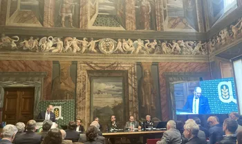 Incentivi alle rinnovabili e CER: come le energie pulite possono decarbonizzare l'agricoltura